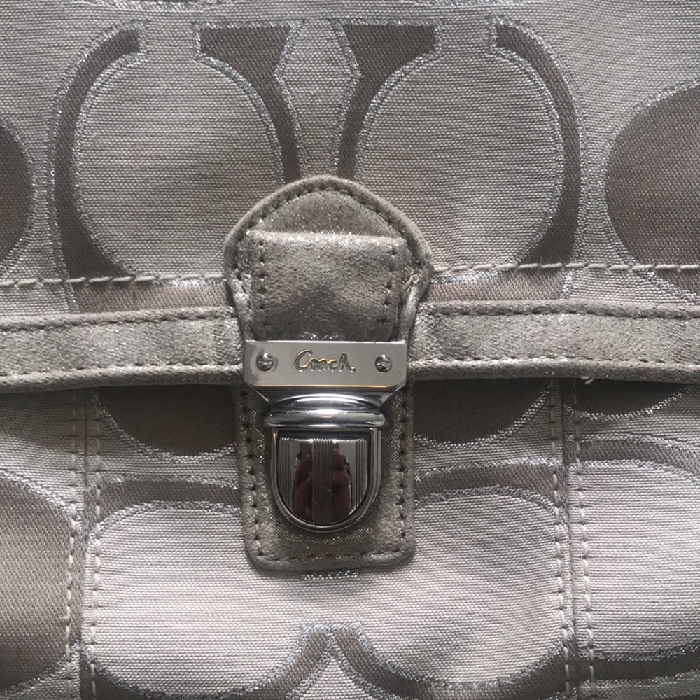AUTHENTIC “COACH POPPY GLAM” PURSE - Picture 4 of 15